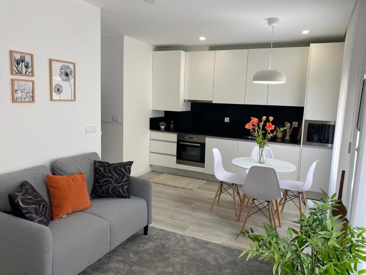Ninho Citadino Aveiro Apartment Bagian luar foto