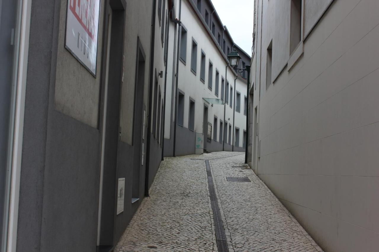 Ninho Citadino Aveiro Apartment Bagian luar foto